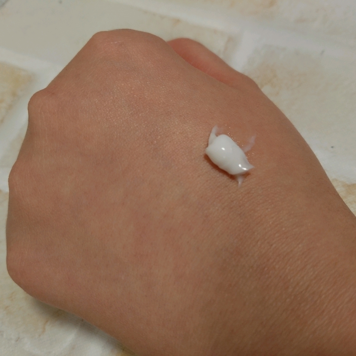 海外ニベア ドイツで買ったニベアのフェイスクリームとアイクリーム もっと買えばよかった涙 女性向けドイツのドラッグストアで買えるオススメコスメ Michiコスメ 旅行とハンドメイドも