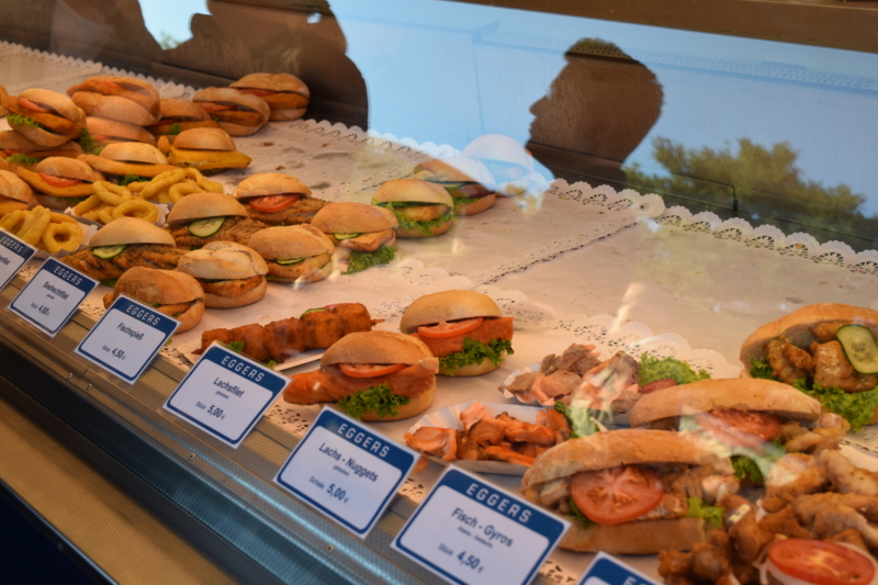 ハンブルクマーケットFischbrotchen