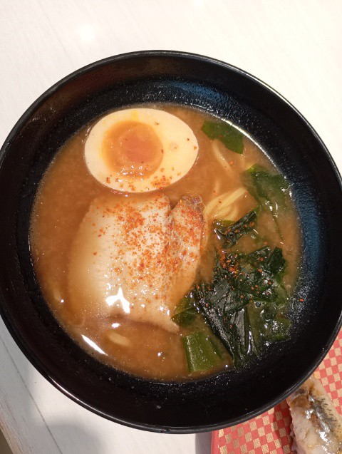 休日昼食　お出かけ先で昼食、選んたのは魚べい（2026年9月）