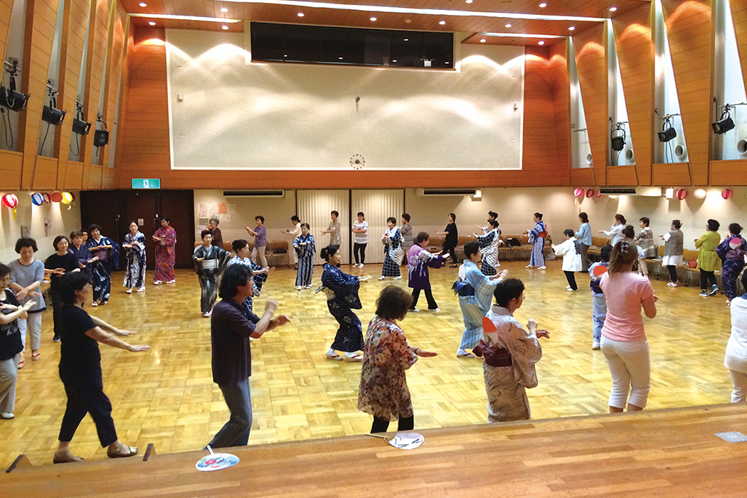 盆踊り練習１回目 館長の気ままな日記