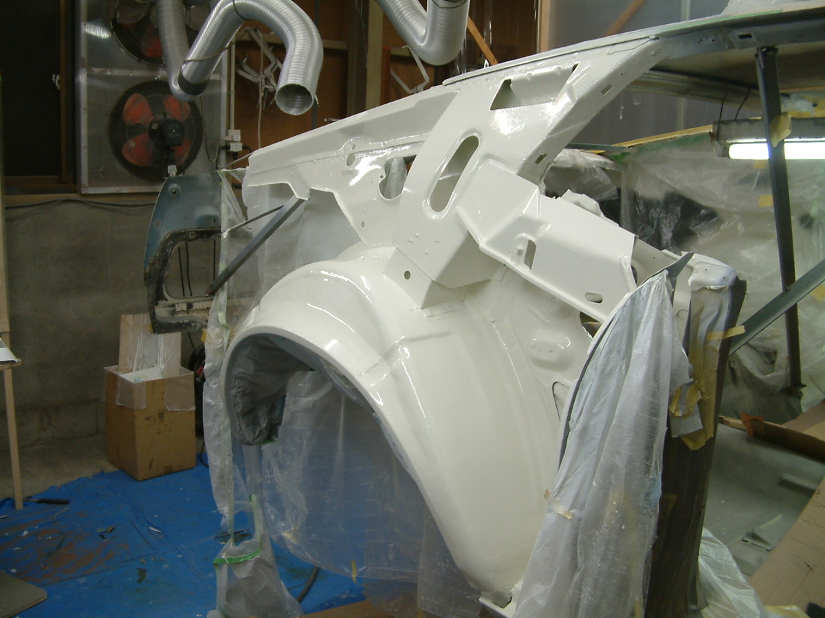 1971 マスタングマッハ１ インナークォーター上塗り 館長の気ままな日記