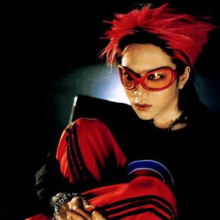 連載第四回＞V系バンドレビュー〜hide編〜 - しおんの独り言