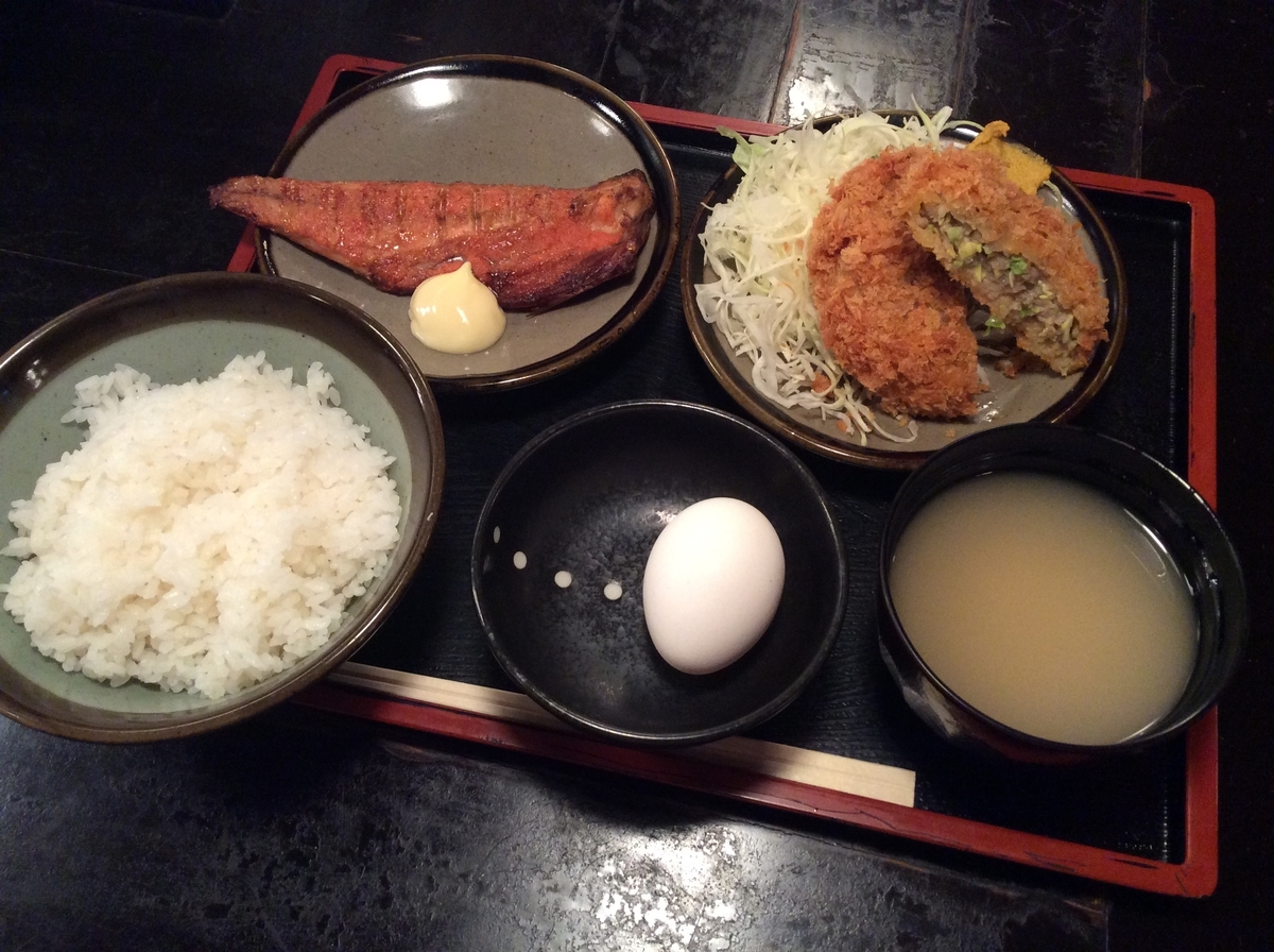 鯖の明太漬け焼きと春キャベツメンチ
