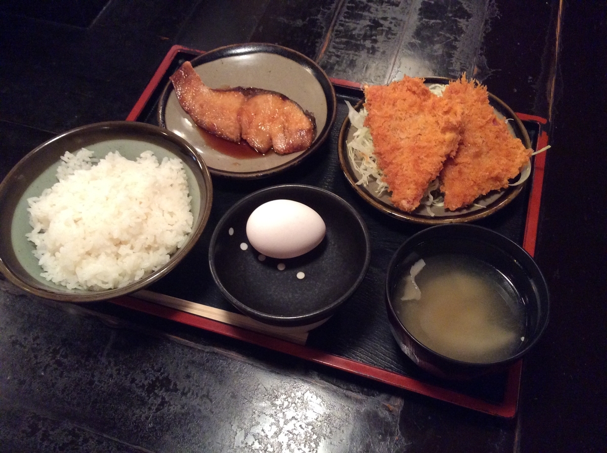 ぶりの照り焼きとハムカツ