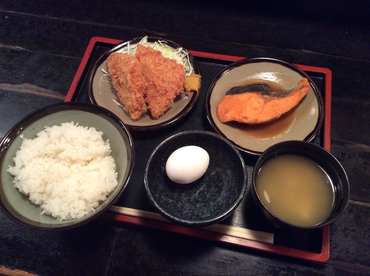 ハムカツと鮭のバター焼き