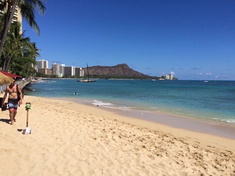 f:id:mile-de-hawa111:20191008112720j:plain 平均年収でも毎年家族でハワイ旅行