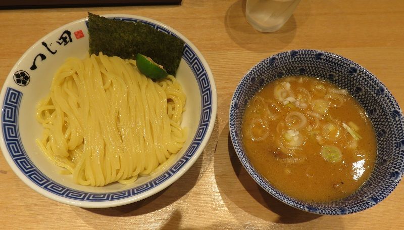 ラーメン滑走路