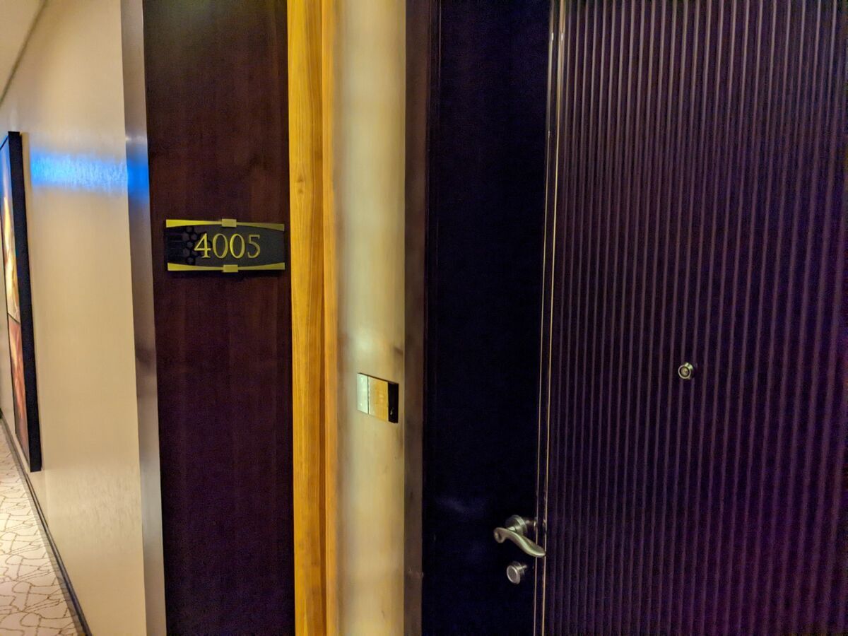 コンラッド ドバイ (Conrad Dubai)