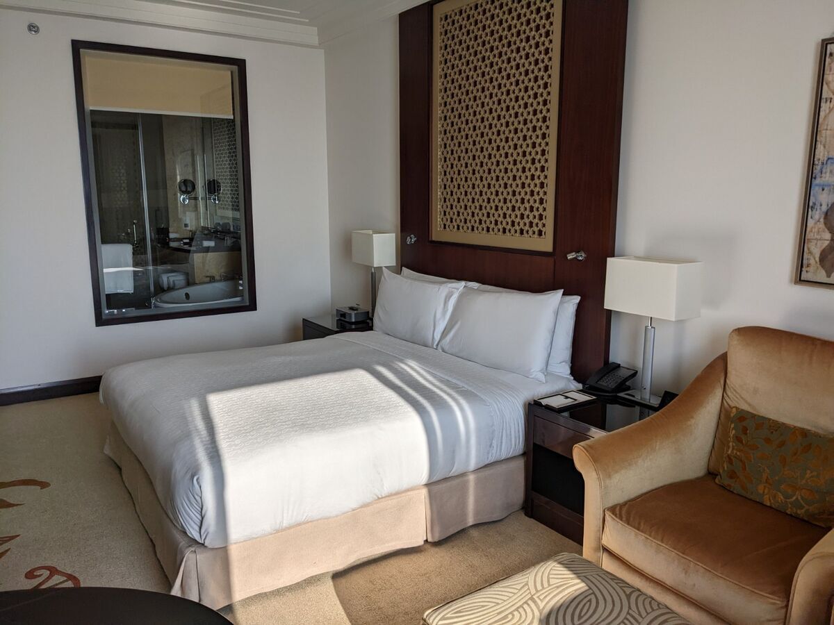 コンラッド ドバイ (Conrad Dubai)