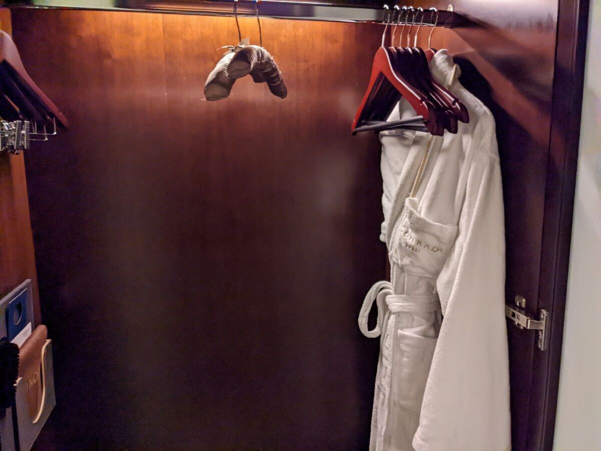 コンラッド ドバイ (Conrad Dubai)