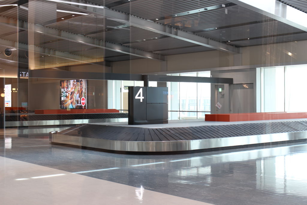 伊丹空港の新到着口ターンテーブル