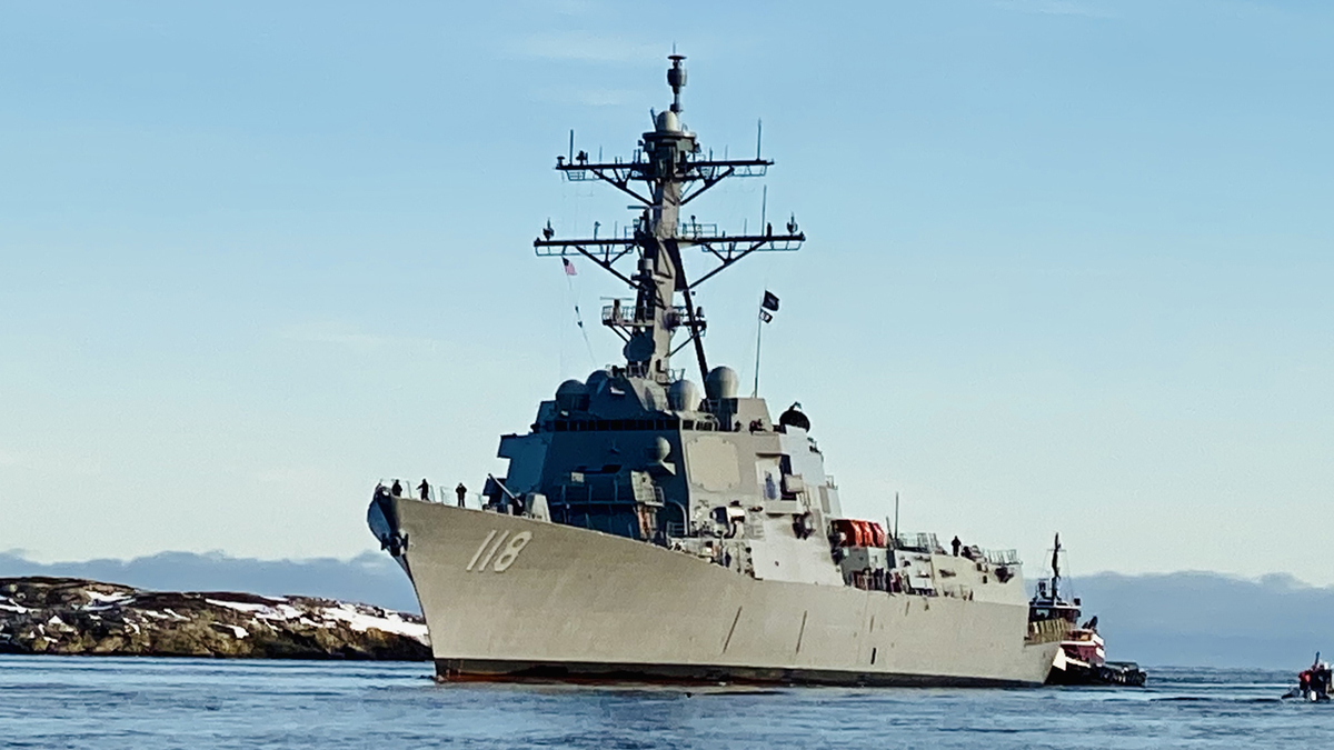残1 米海軍　アーレイバーク級　イージス艦　ダニエル　イノウエ　チャレンジコイン 103443_icatch.jpg