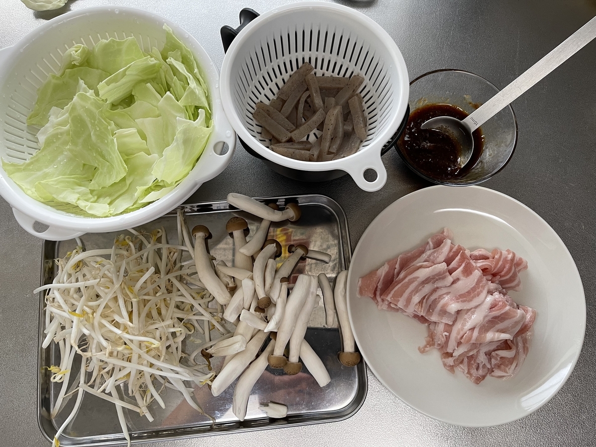 鰹だしとオイスターソースの旨味【ソース焼きそば】 - 只今、お料理勉強中!