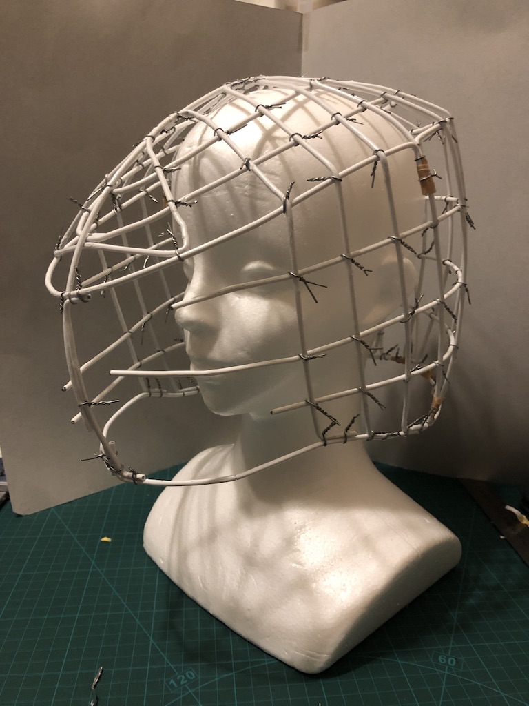 コスプレ製作】仮面ライダー龍騎を作る1【マスク制作記】 - 創造