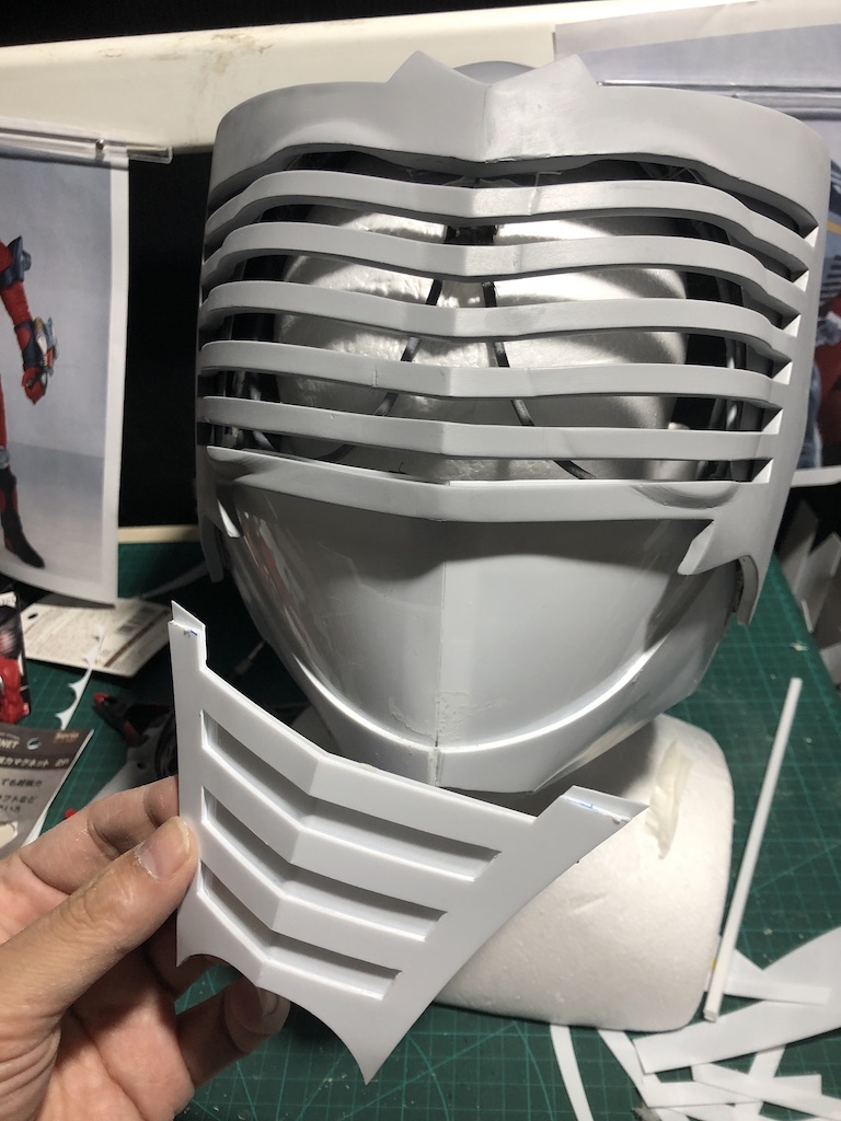 仮面ライダー龍騎を作る4【マスク制作記】 - 創造人間 DIY