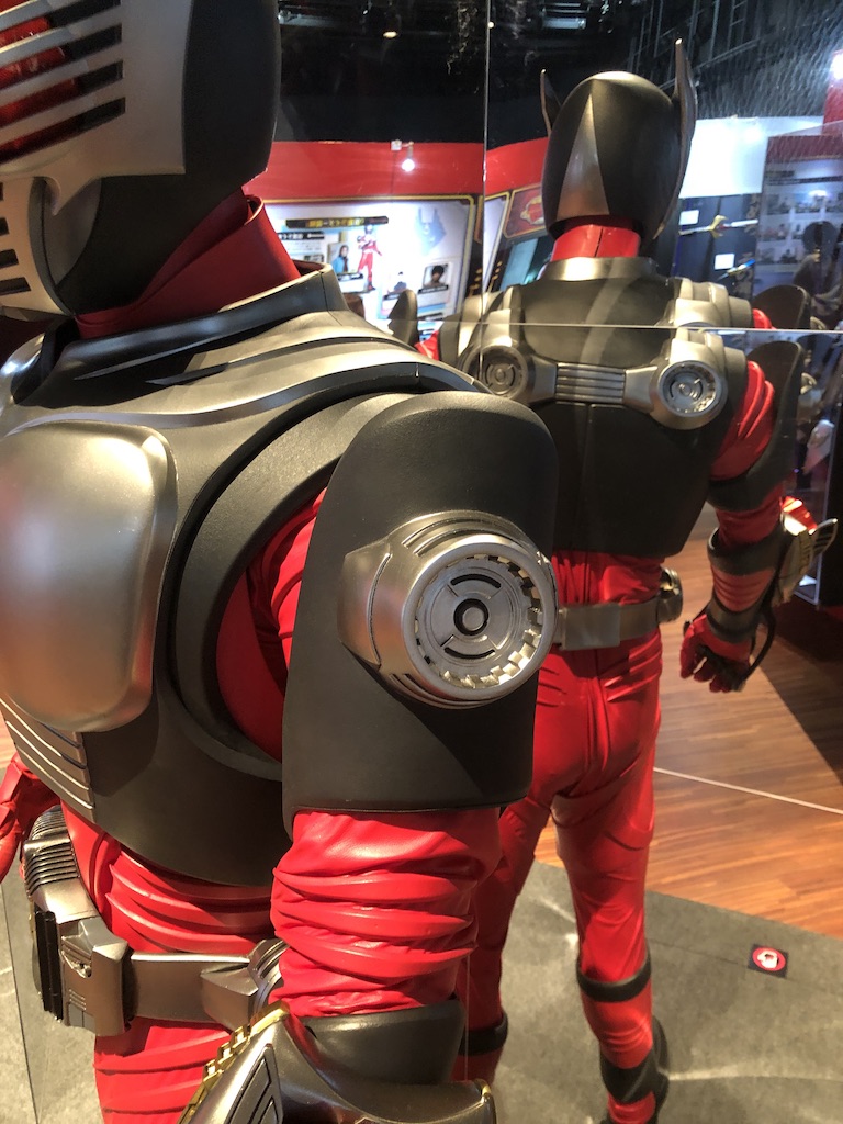 仮面ライダー龍騎　ヘルメット　コスプレ 仮面ライダー龍騎 ヘルメット コスプレ - メルカリ