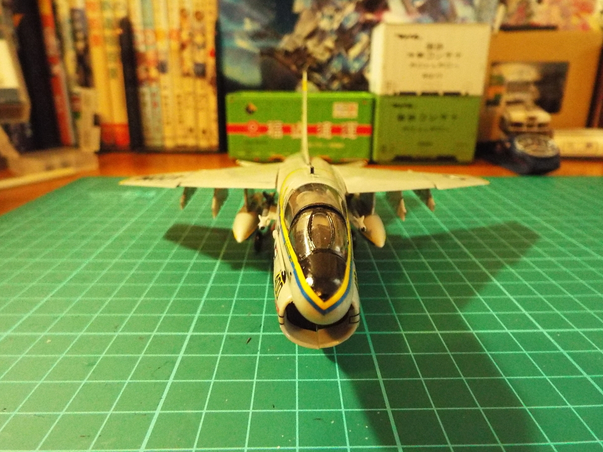 900円で楽しめる航空機模型～ハセガワ1/72 A-7AコルセアⅡ～ - 美作