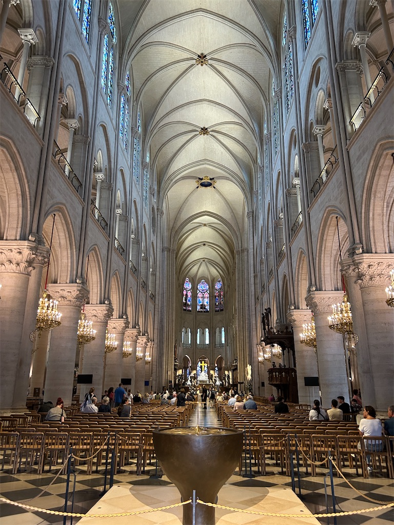 ブリュッセル＆パリ6日め① 復活した世界遺産ノートルダム大聖堂 - 旅