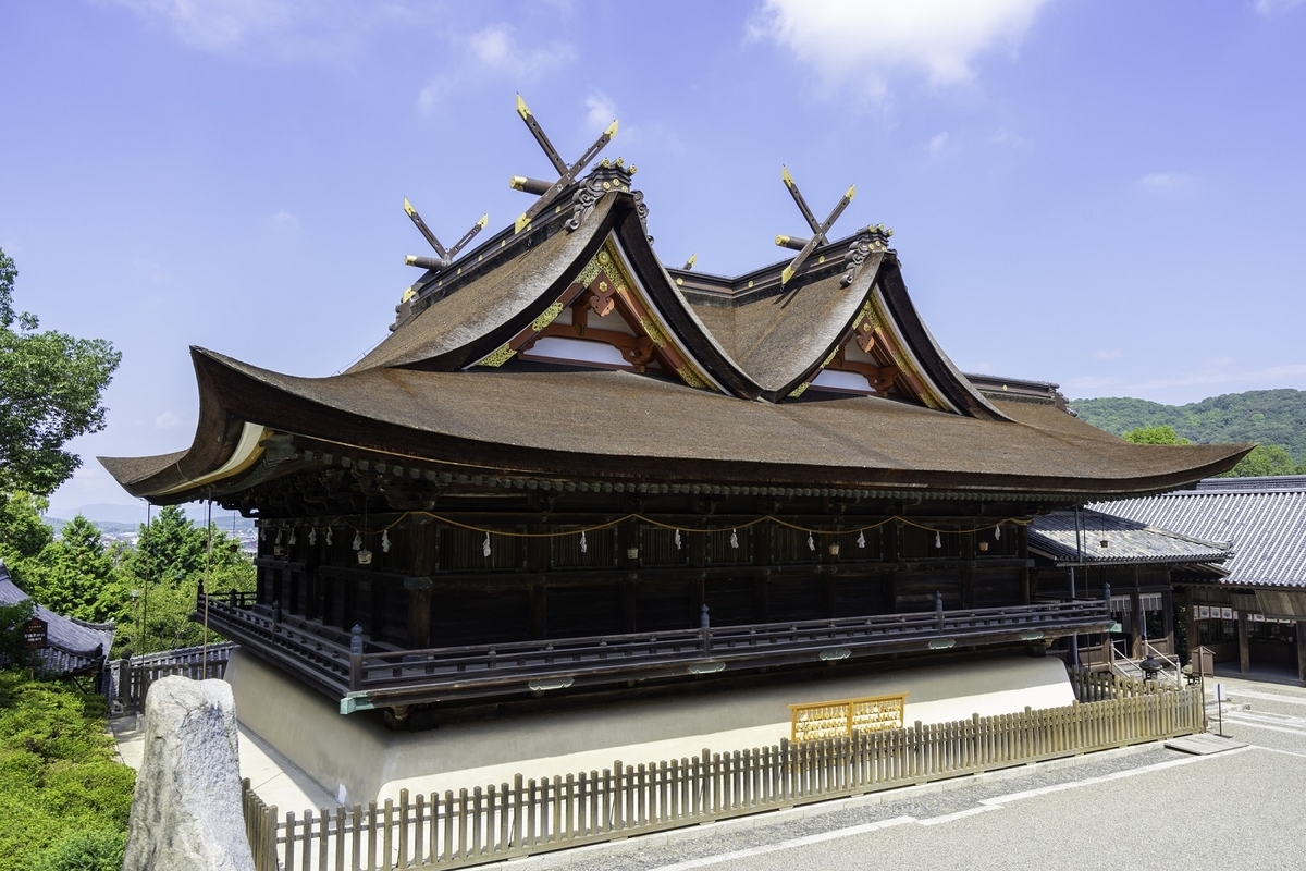 岡山県岡山市にある吉備津神社＝写真：papa88/ PIXTA(ピクスタ)