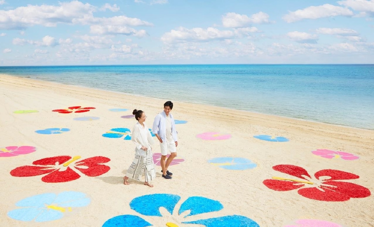 ビーチの花咲くリゾナーレ