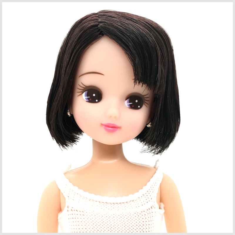 とうとうやってきた！初めての「リカちゃん」と恐怖の改造エピソード 