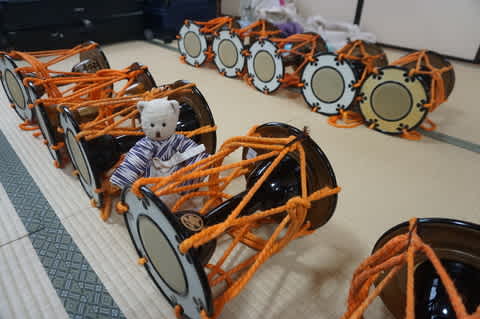 未来につなぐ小鼓プロジェクト」東京芸術大学音楽部の先生に教わる