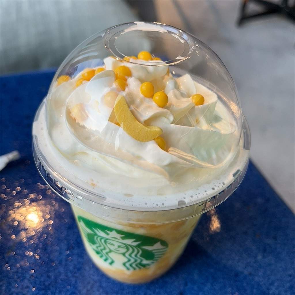 スタバ　スターバックス　バナナナバナナフラペチーノ