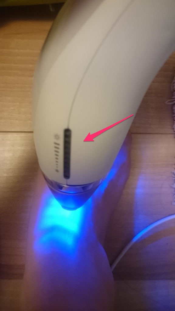 ブラウン 光美容器 シルクエキスパート 5001を初めて照射してみたよ テスト 痛みは エステの光脱毛と変わらず 不器用な私でも簡単でスムーズだったよ きたかぜかおる