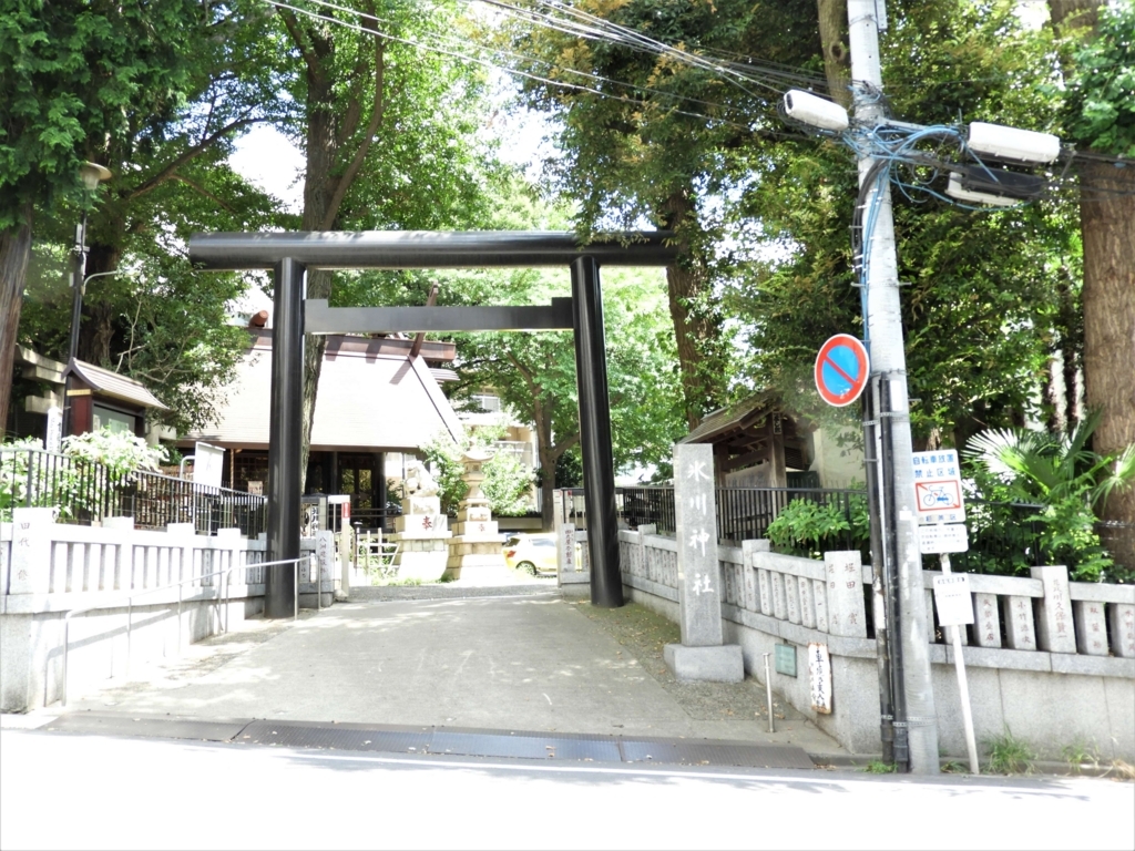 氷川神社の大鳥居