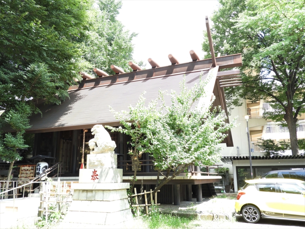 氷川神社の拝殿