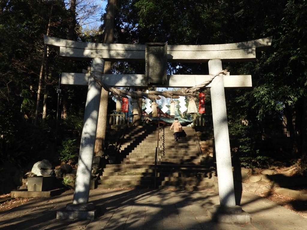 世田谷八幡宮の二之鳥居