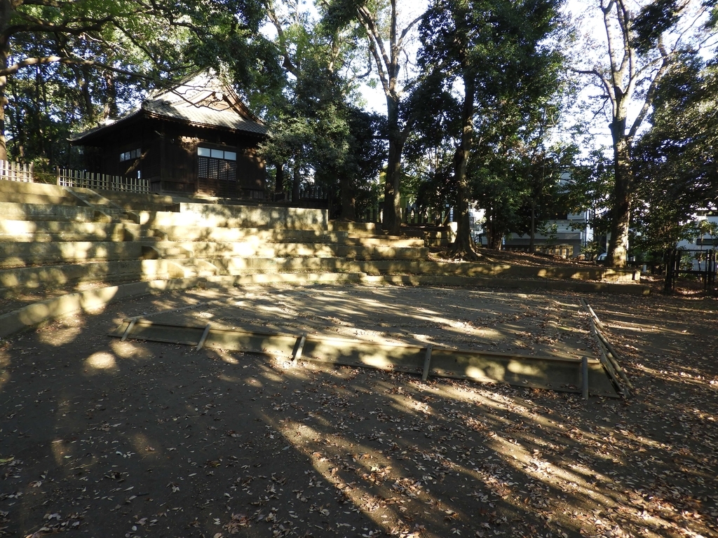 境内にある相撲場