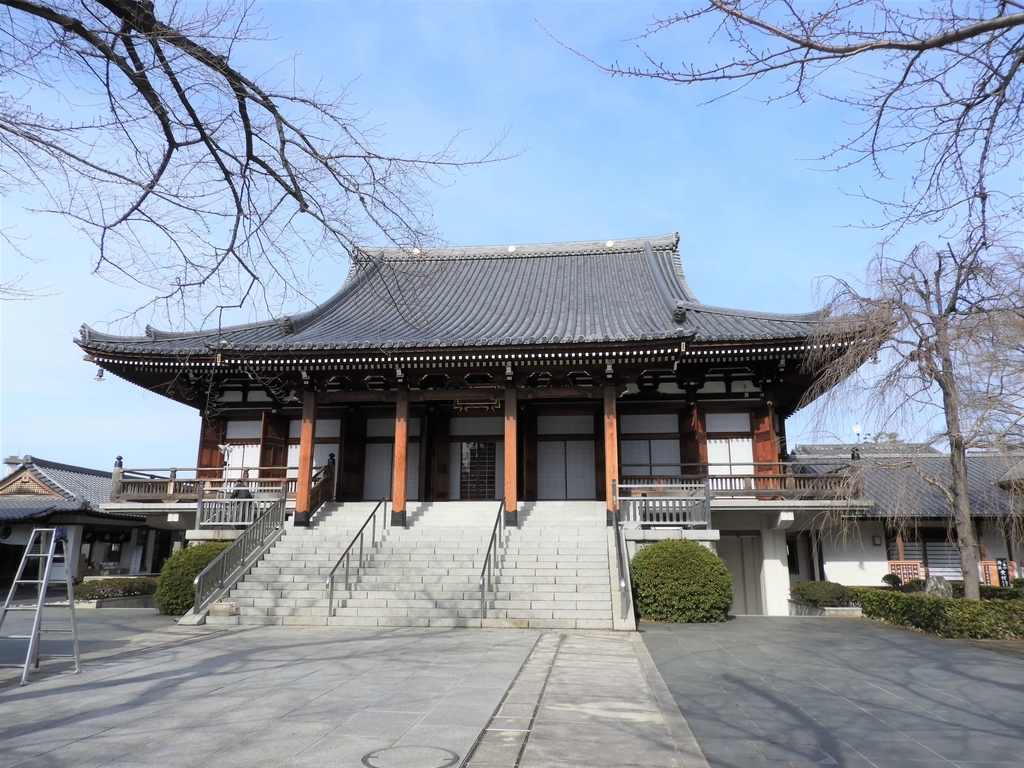 昭和63年に立てられた本堂の正面