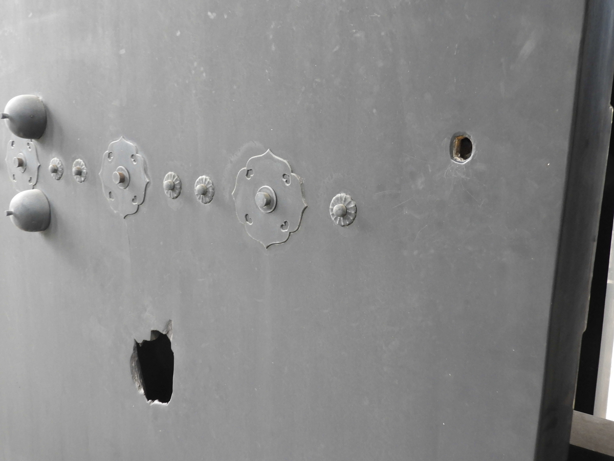 銭湯時の弾痕