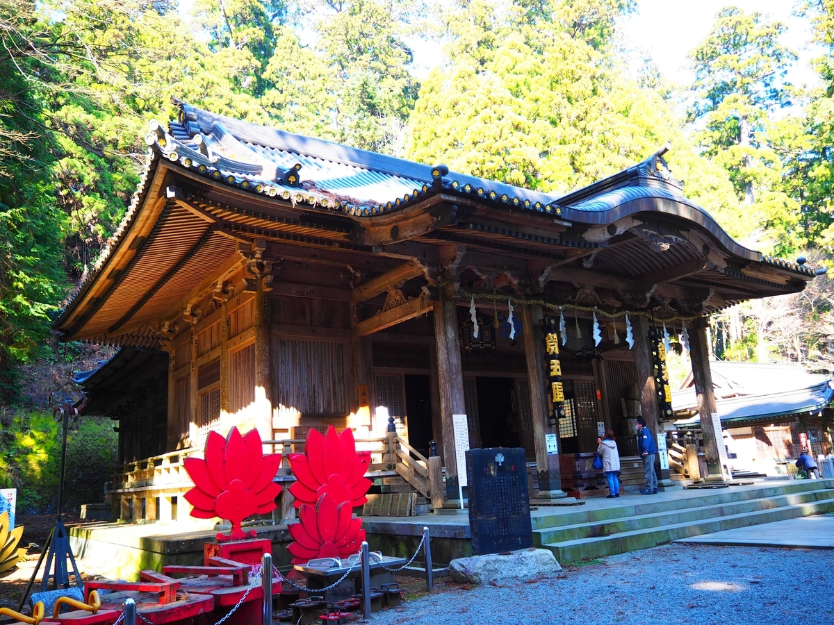 道了尊が祀られる大雄山で最も重要なスポットである御真殿