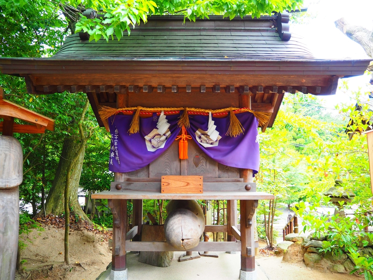 山神神社の社殿