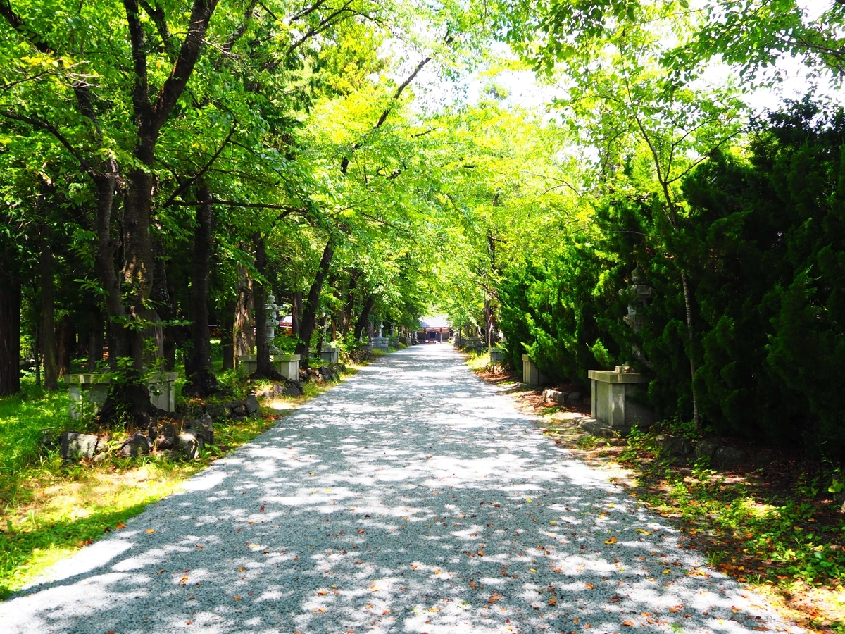 冨士御室浅間神社の表参道