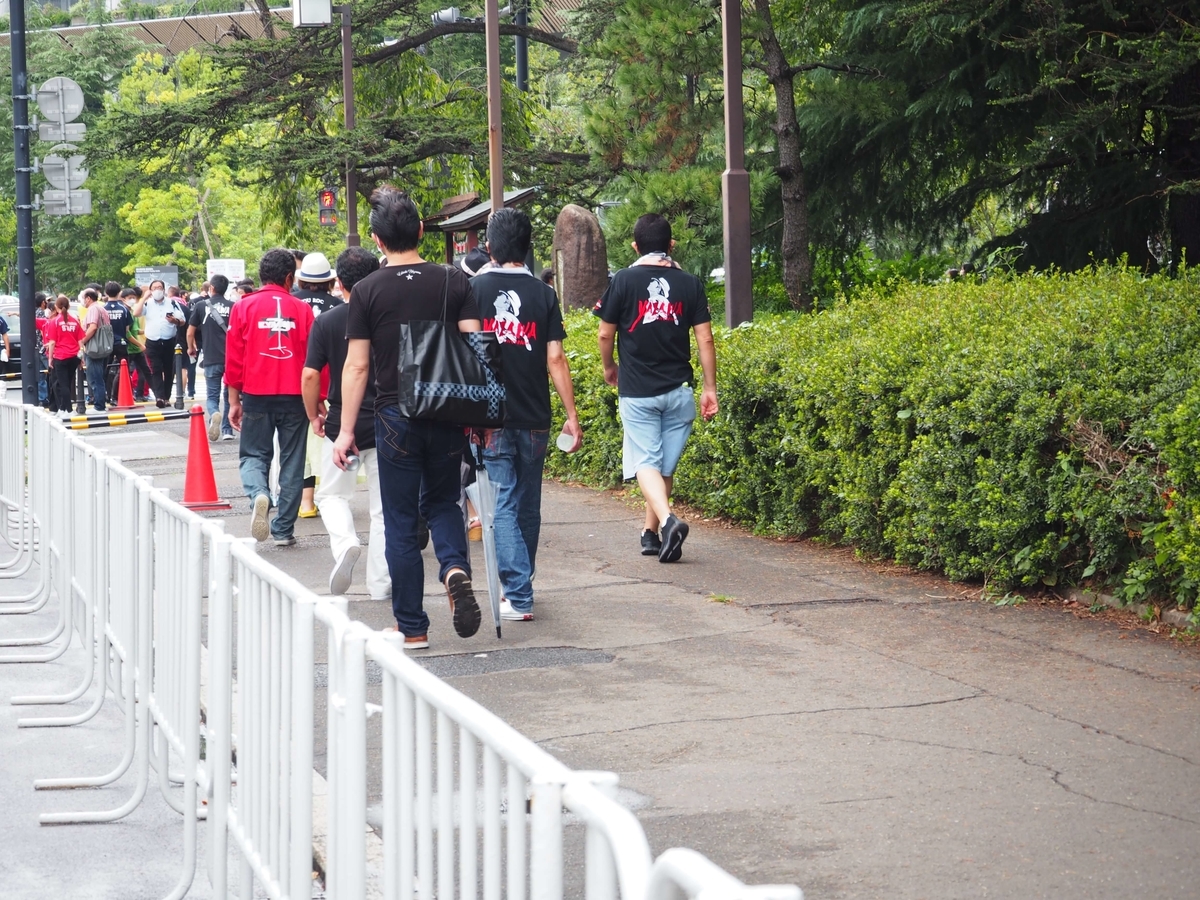 強面の男たち・女たち