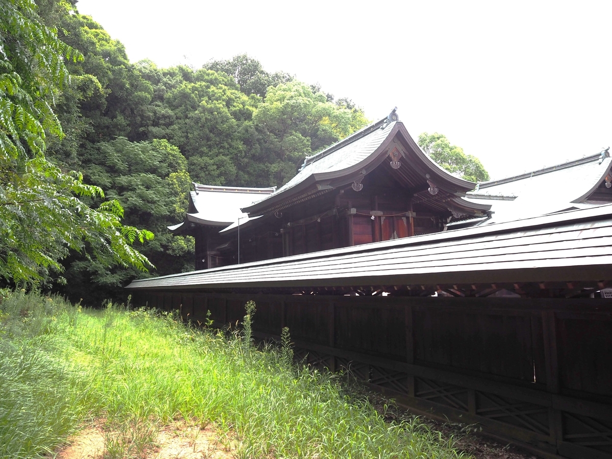 屋島神社の神饌庫