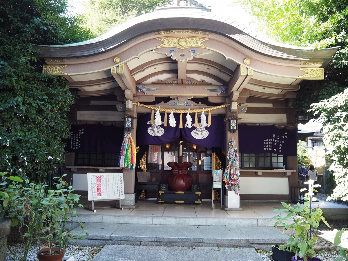 大鳥神社の拝殿