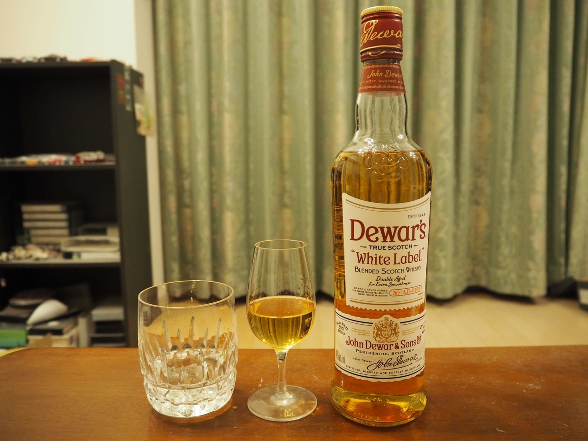 デュワーズホワイトラベルのストレート