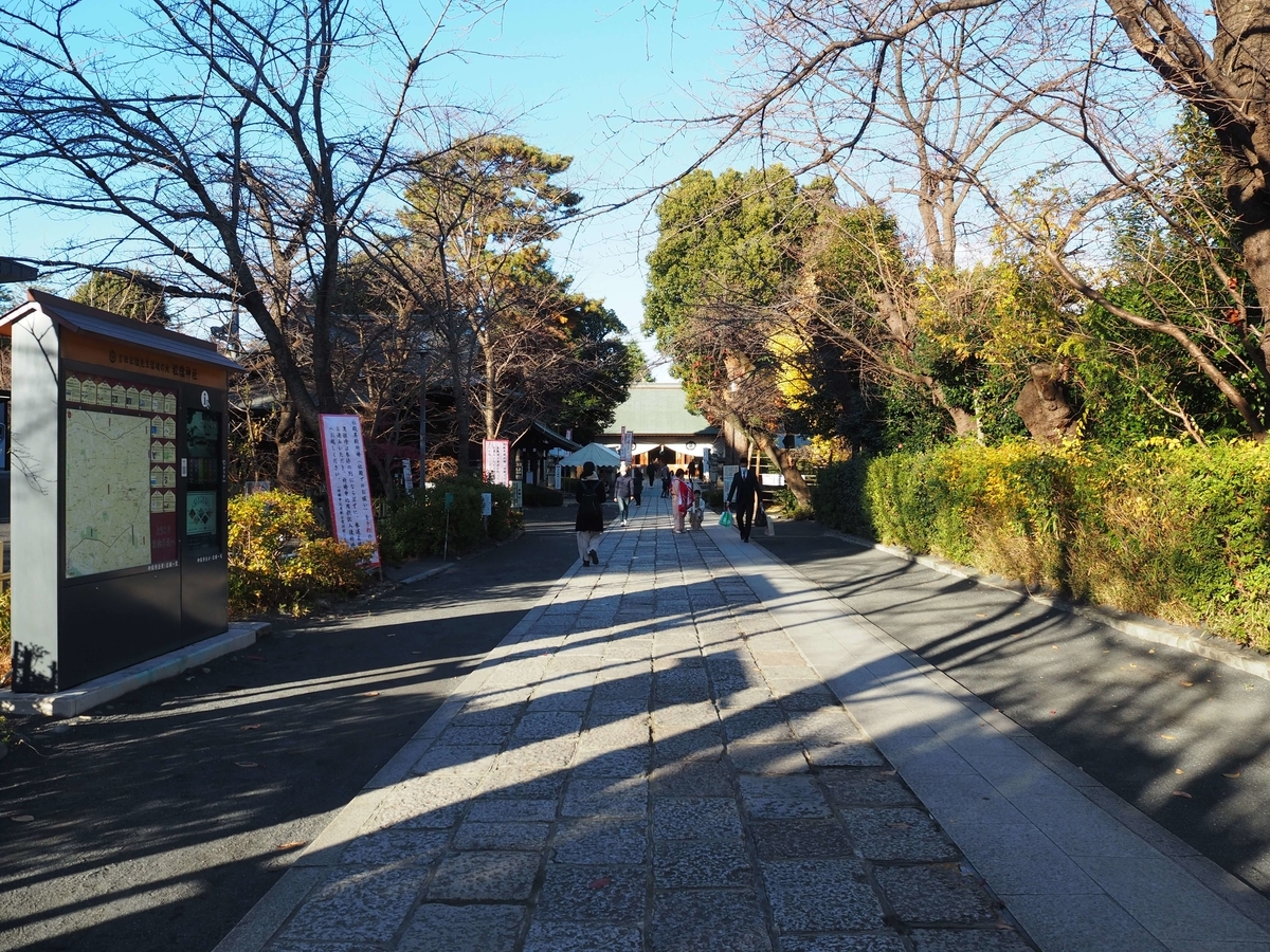 松陰神社の参道