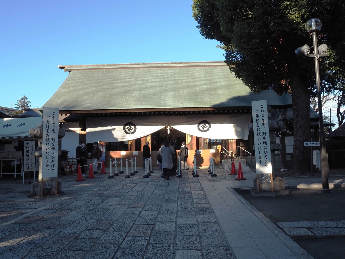 松陰神社の拝殿