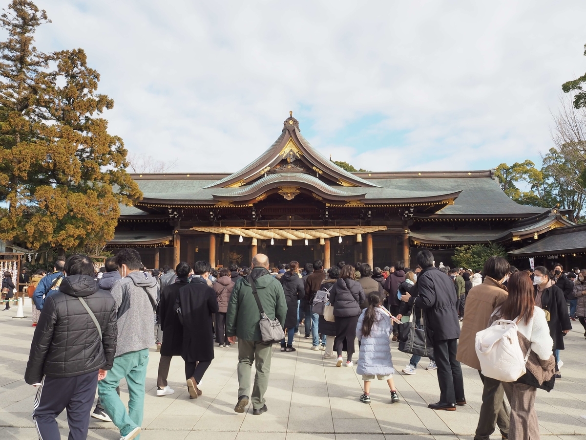 寒川神社の社殿