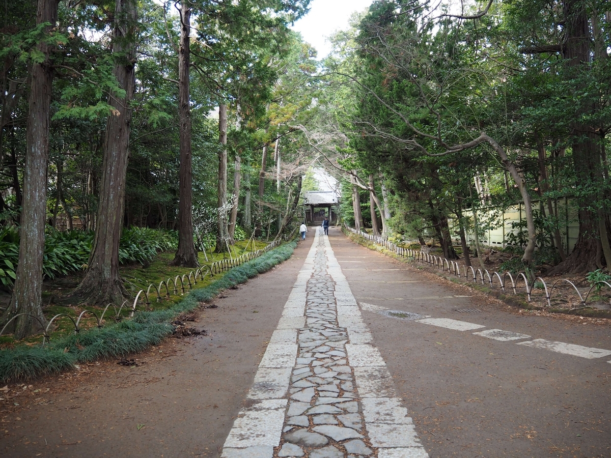 寿福寺の石畳