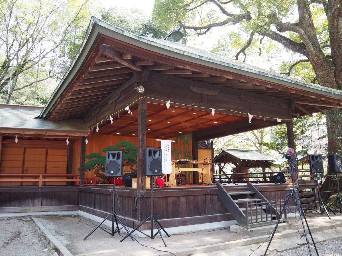 常盤神社の能楽殿