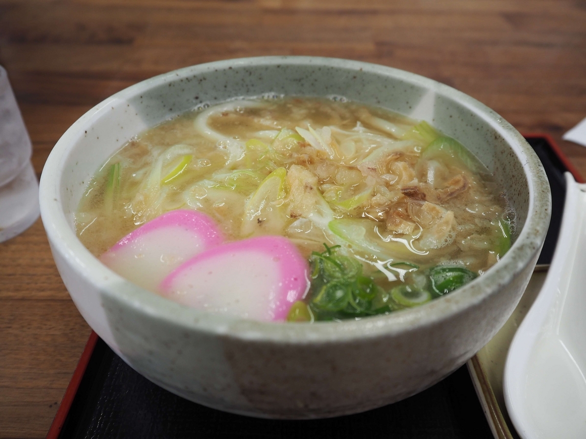 肉かすうどん