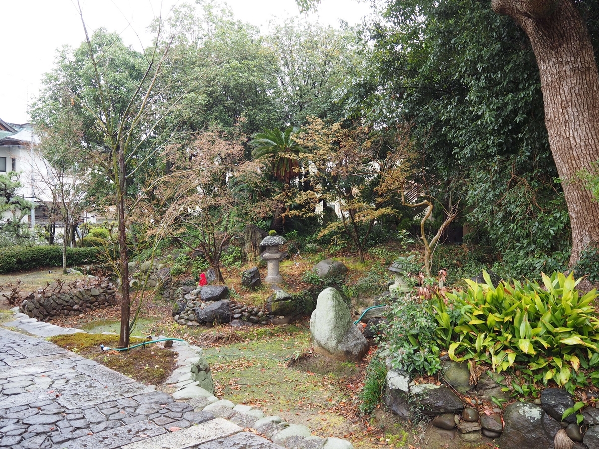 一宮寺の庭園