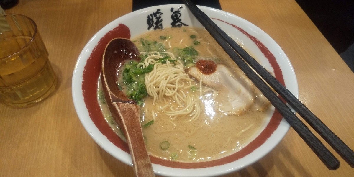 ストレートの細麺