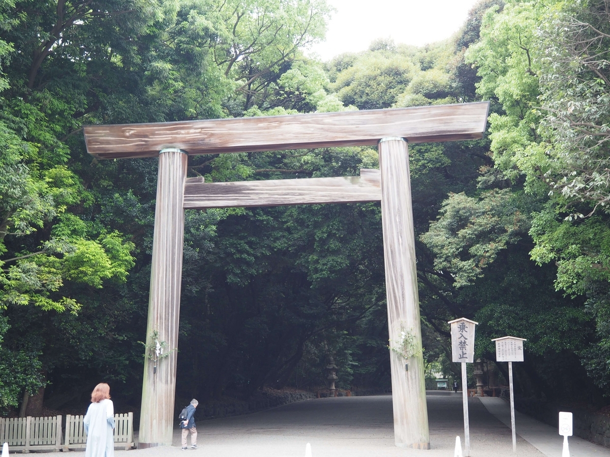 熱田神宮の東門